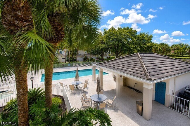 Building Photo - 12181 Summergate Cir