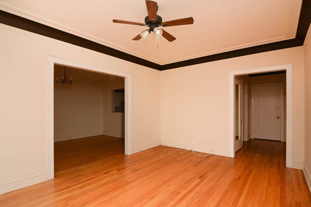 Building Photo - 1036 Dempster St