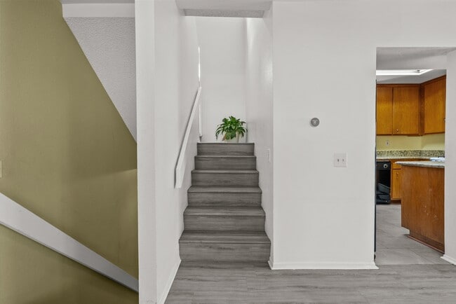 Building Photo - 9346 N Van Nuys Blvd W