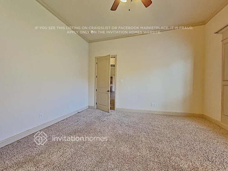 Building Photo - 105 Prairie Dunes Dr