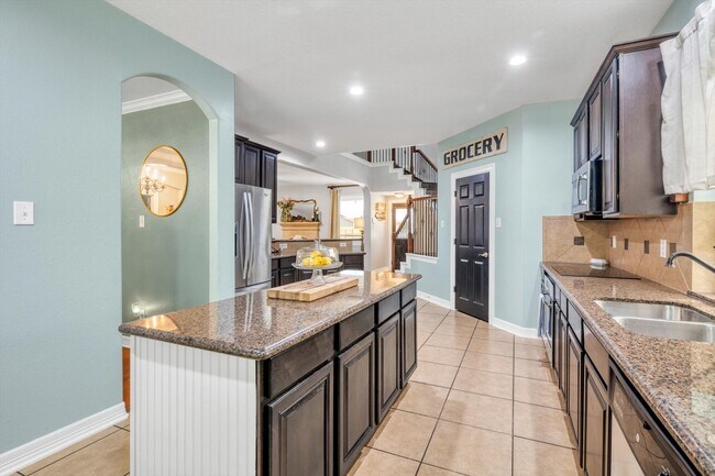 Building Photo - 8810 Tumblewood Dr