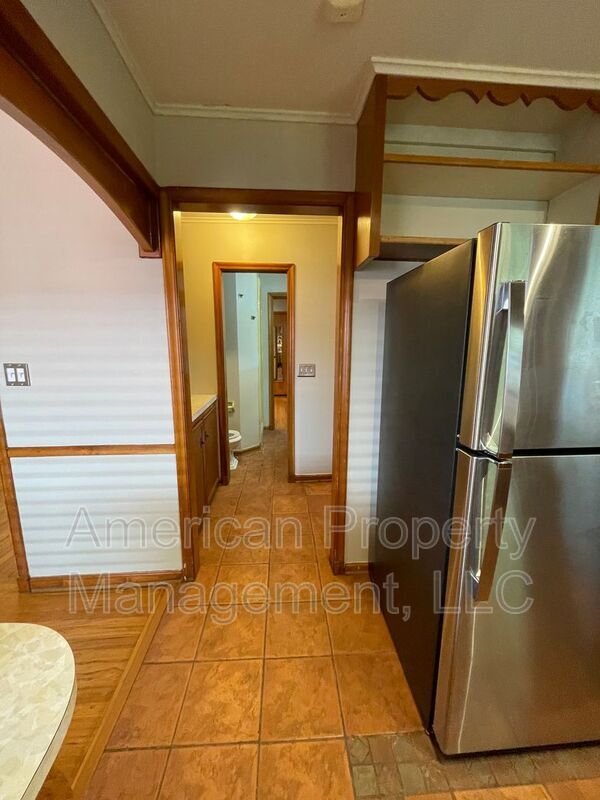 Building Photo - 2644 S Winston Ave