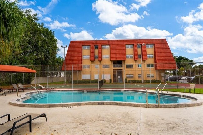 Building Photo - 22605 SW 66th Ave