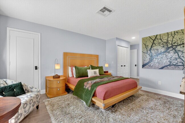 Building Photo - 21650 Juego Cir