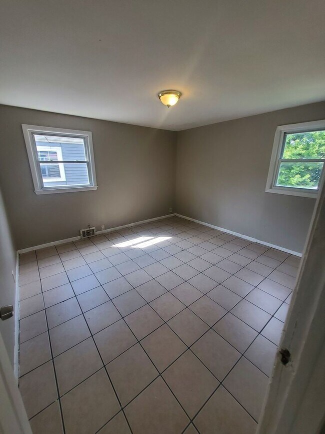 Primary Photo - 4971-4973 N 47th St. (Duplex)