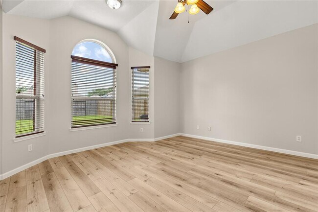 Building Photo - 12838 Winding Manor Dr