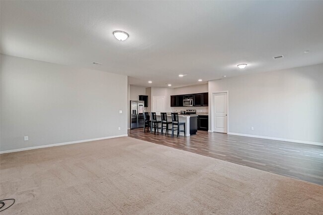 Building Photo - 10133 Pappas Dr