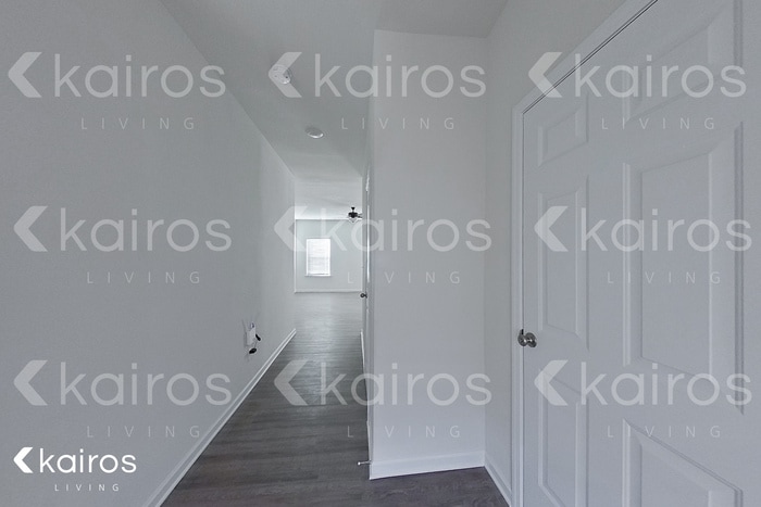 Building Photo - 3474 Bridgewood Dr
