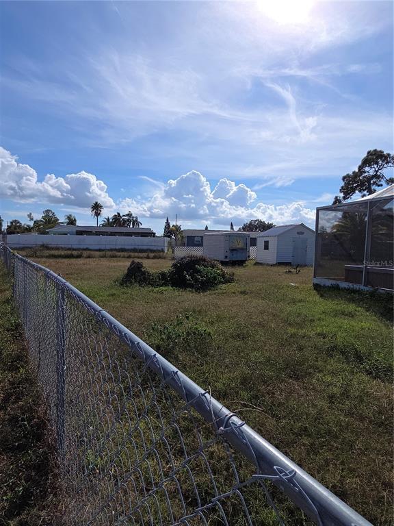 Building Photo - 1838 Solar Dr