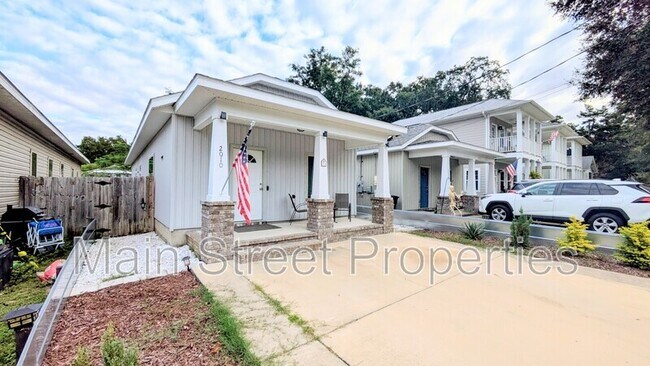 Building Photo - 2010 W Gregory St