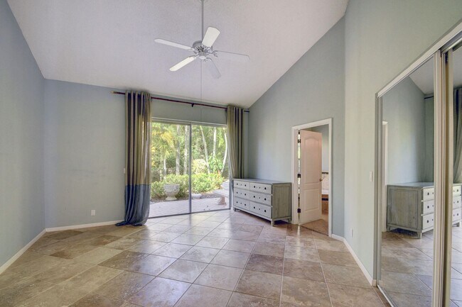 Building Photo - 9185 Baybury Ln