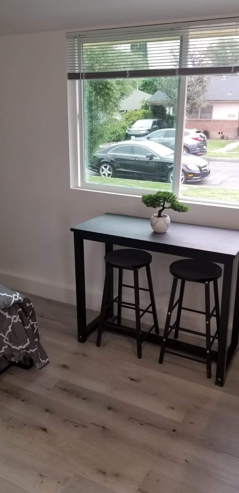 Building Photo - 6307 Calvin Ave