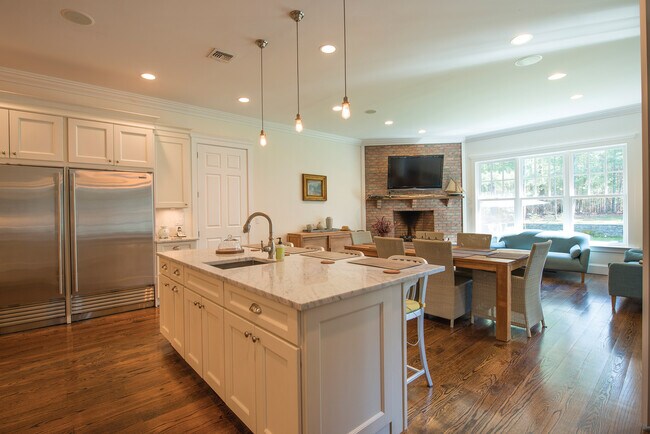 Building Photo - 206 Bull Path