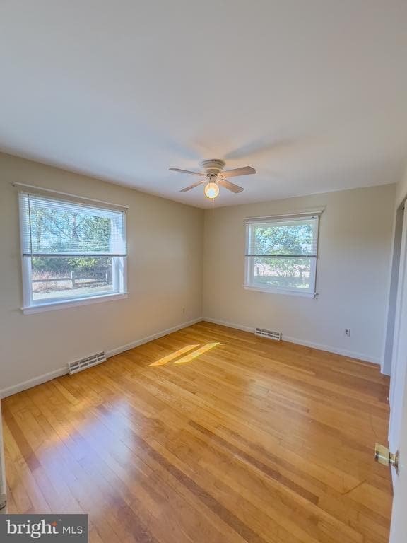 Building Photo - 6470 Rose Hill Dr