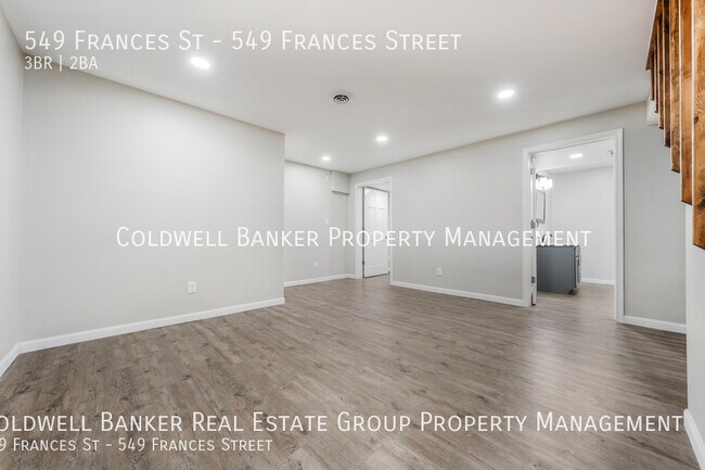 Building Photo - 549 Frances St