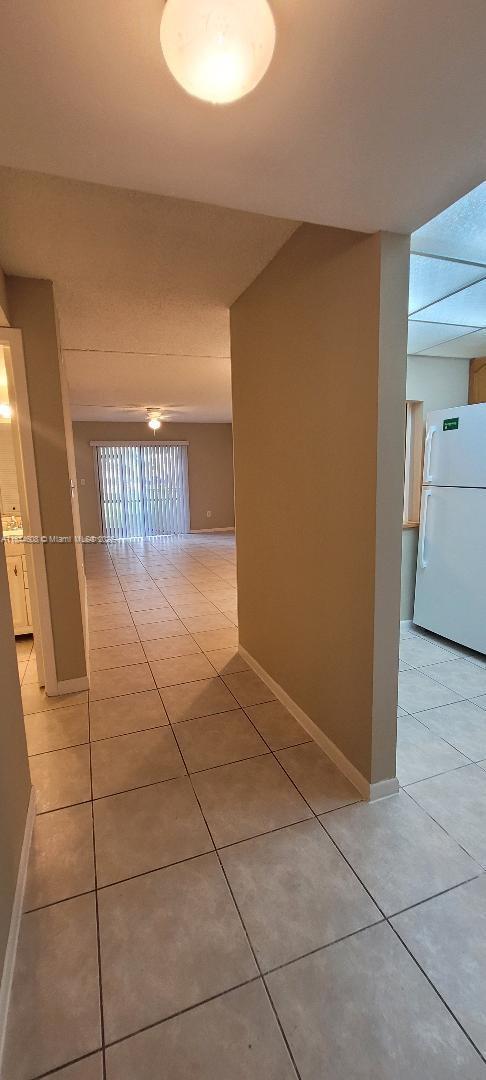 Building Photo - 6010 Shaker Wood Cir