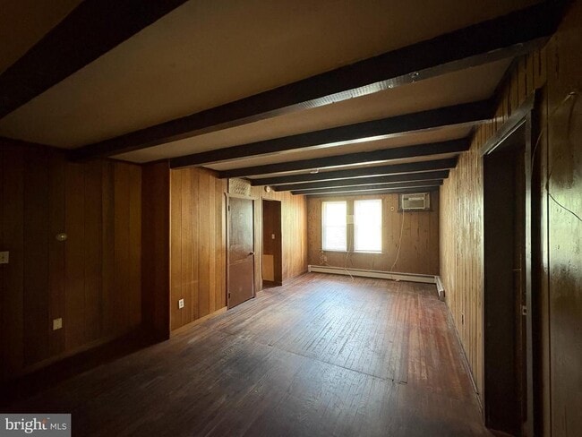 Building Photo - 1405 Pennington Rd