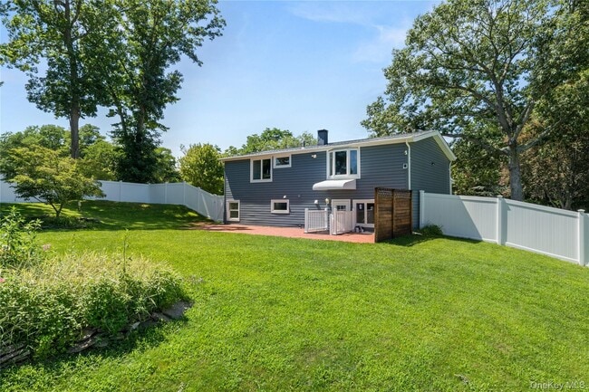 Building Photo - 4 Bunny Ln