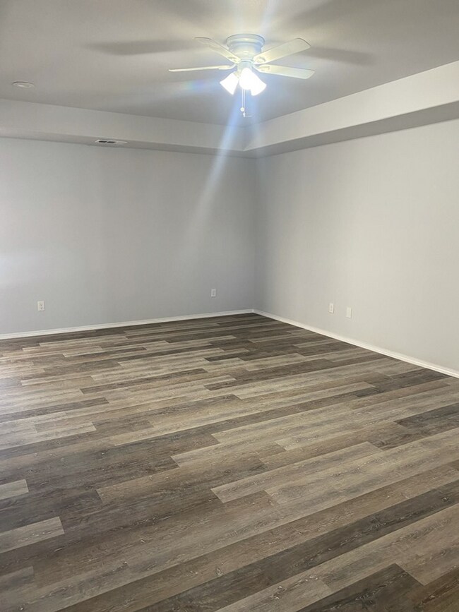 Building Photo - Incredible 3 Bedroom Available In Odessa