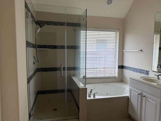 Building Photo - 22418 Cascade Springs Dr