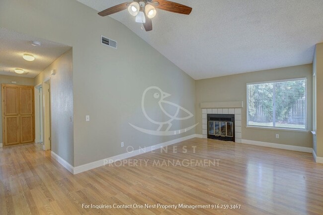 Building Photo - Location! Location! Location!