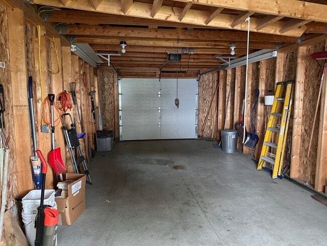 Building Photo - 2913 Kachemak Dr