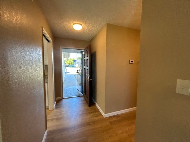 Building Photo - 310 Hedstrom Rd