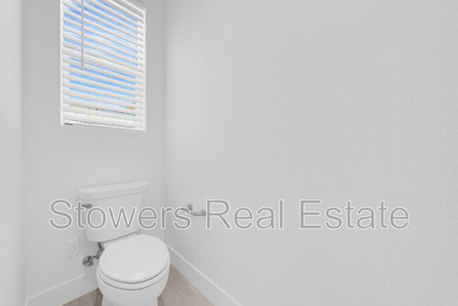 Building Photo - 3001 Ivory Ter