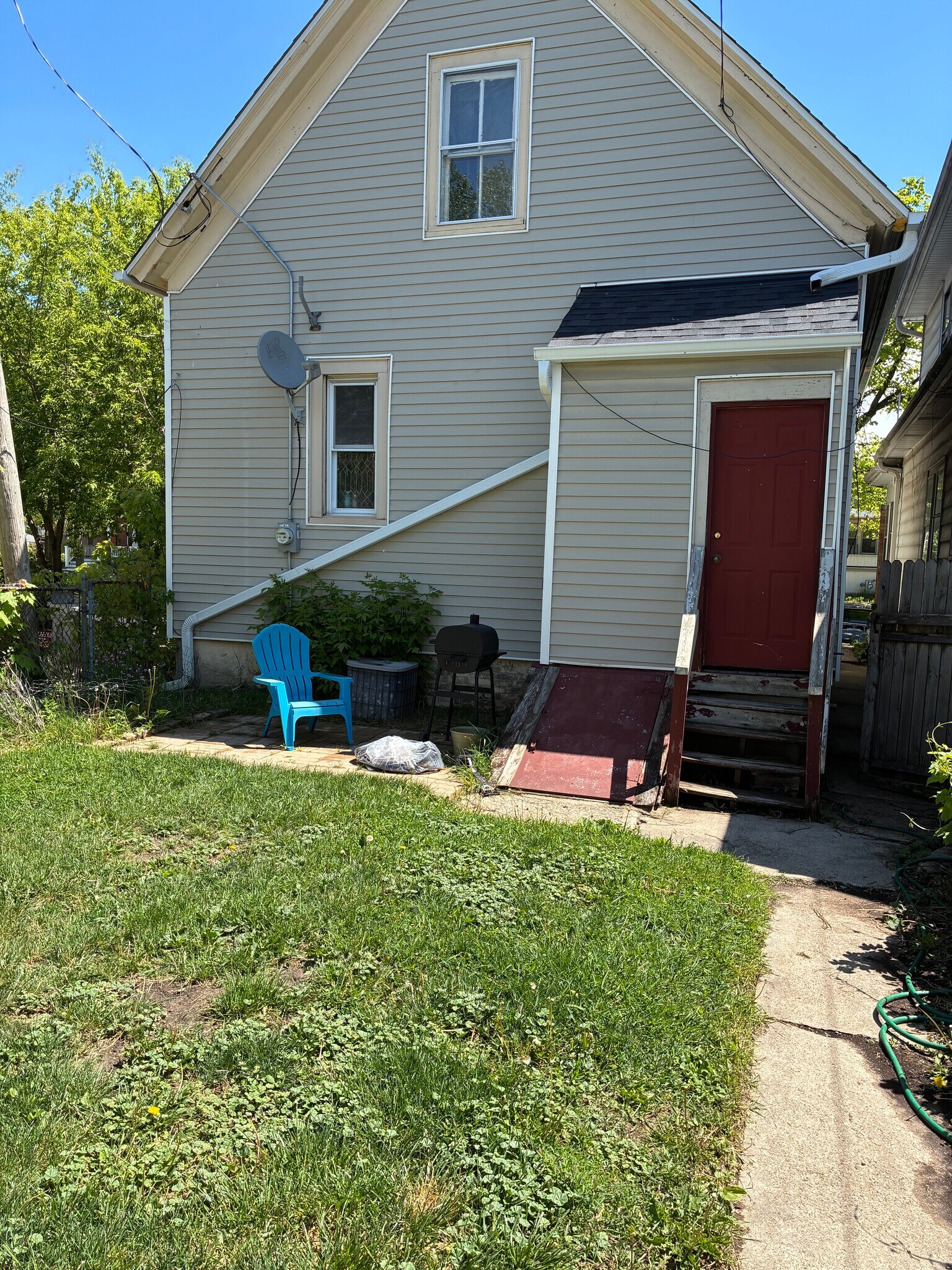 Building Photo - 3061 N Pierce St