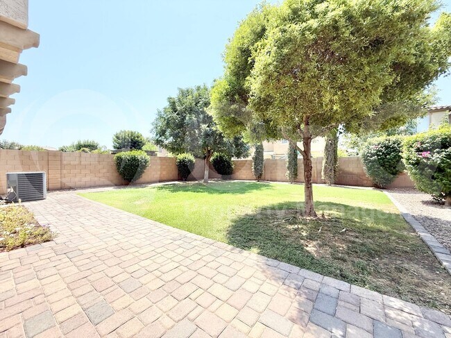 Building Photo - 3471 E Azalea Dr