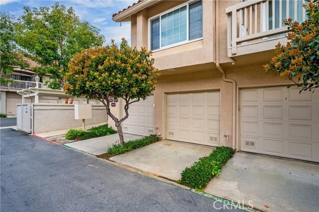 Building Photo - 18901 Canyon Hill Dr