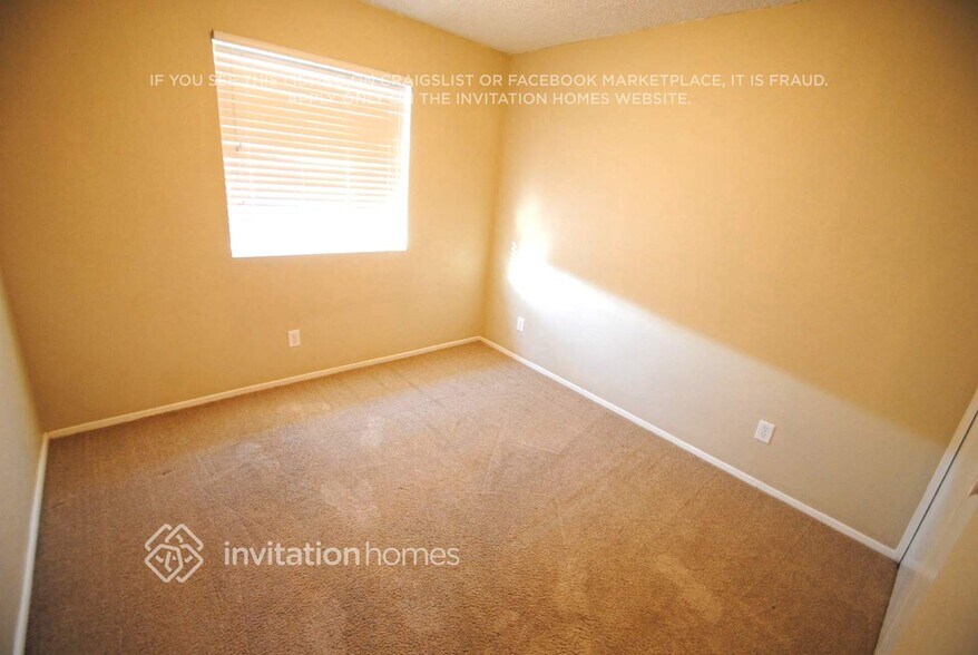 Building Photo - 1030 W Anderson Dr