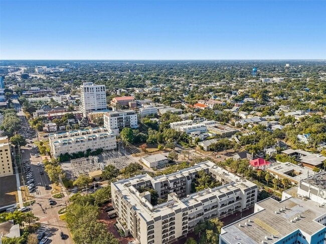 Building Photo - 105 4th Ave NE