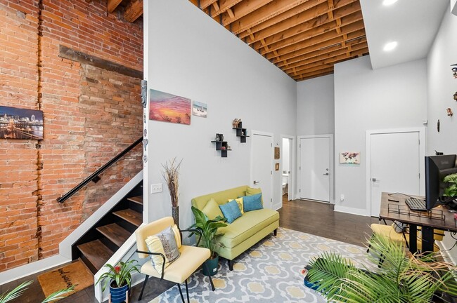 Building Photo - 408 Scott St