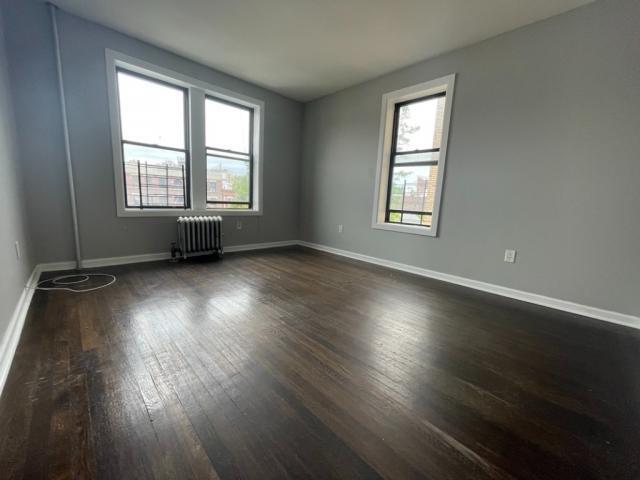 Building Photo - 2 bedroom in Bronx NY 10468