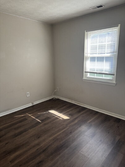 Building Photo - Charming 3-Bedroom Home with 2 Full Baths in Indianapolis – Perfect Blend of Comfort and Convenie...
