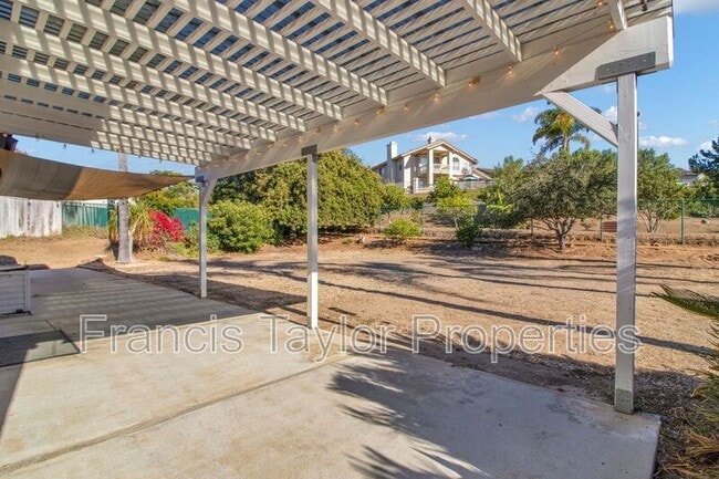 Building Photo - 2053 Habero Dr