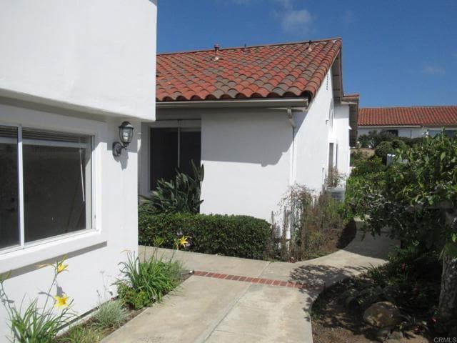 Building Photo - 4052 Aeolia Way