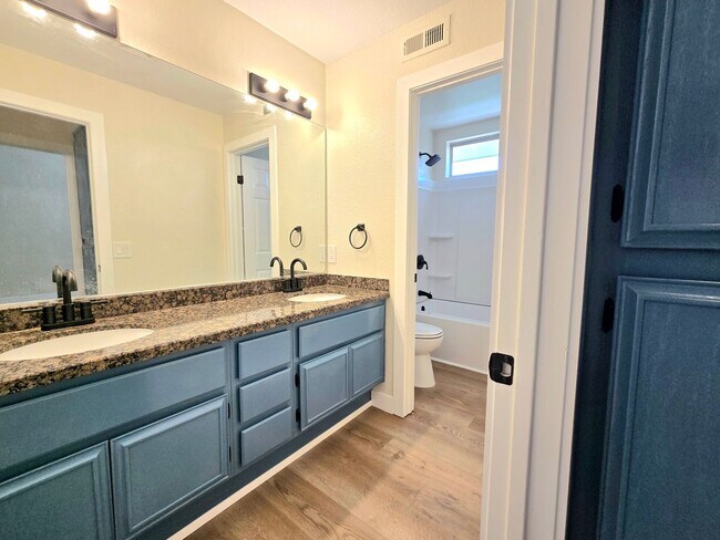 Building Photo - 4254 Via Clemente