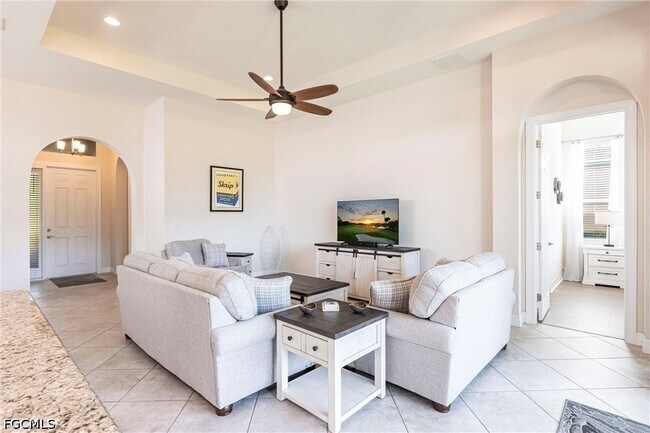 Building Photo - 13730 Willow Haven Ct