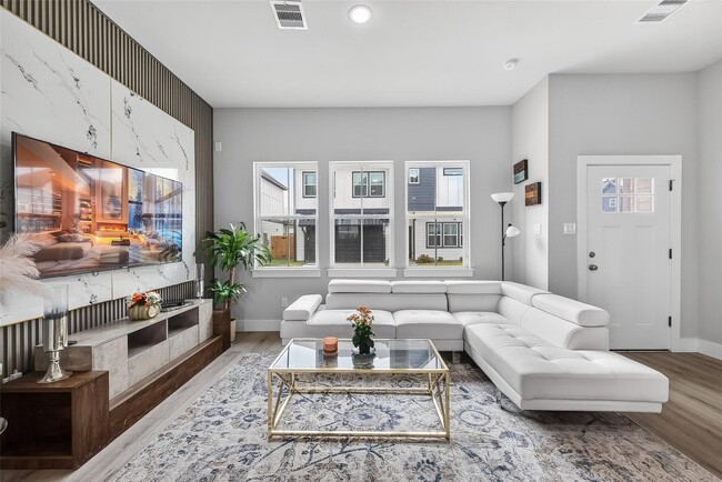 Building Photo - 6702 Metro Blvd