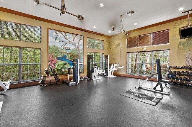 Building Photo - 1000 Scotia Dr