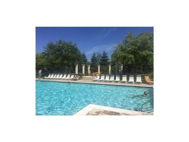 Building Photo - COMING SOON! Charming 2-Bed Home in Commerce –Great schools & Community Pool Access!