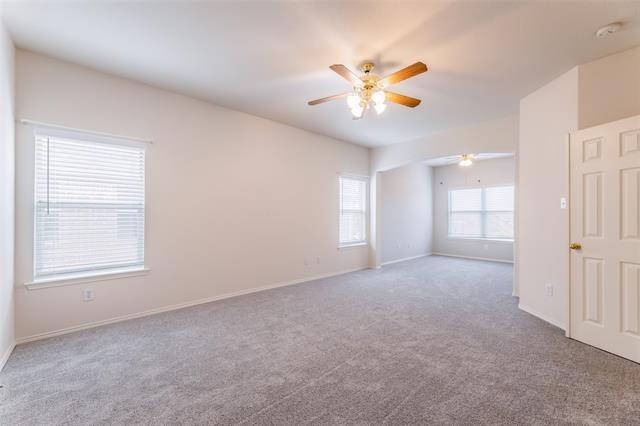 Building Photo - 8417 Robertson Dr