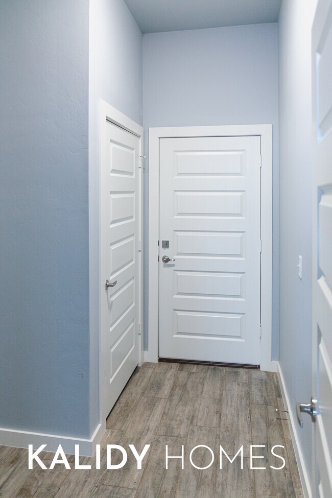 Building Photo - 504 Remington Ave