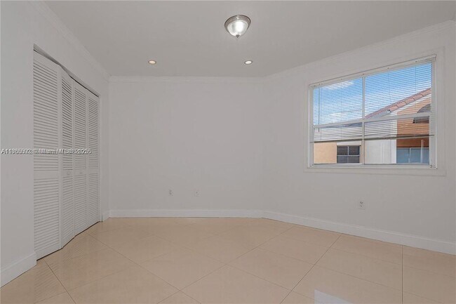 Building Photo - 6292 NW 186th St