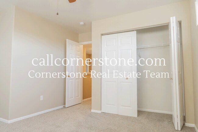 Building Photo - 7975 Superior Hill Pl