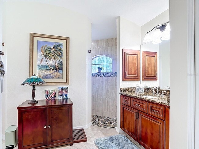 Building Photo - 263 Marker Rd