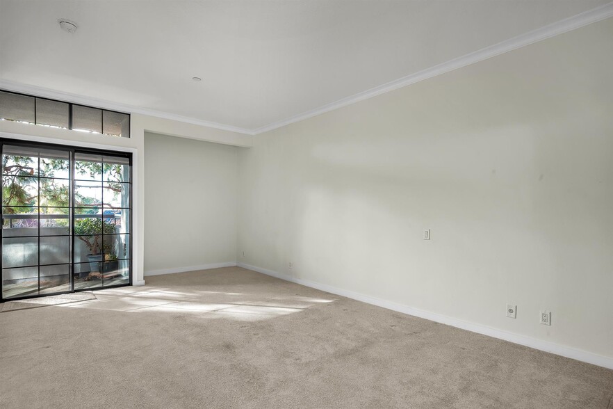 Building Photo - 200 N Swall Dr