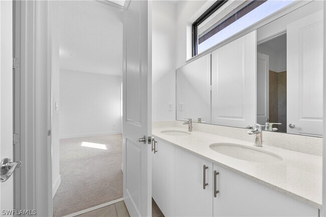 Building Photo - 5032 Frattina St.